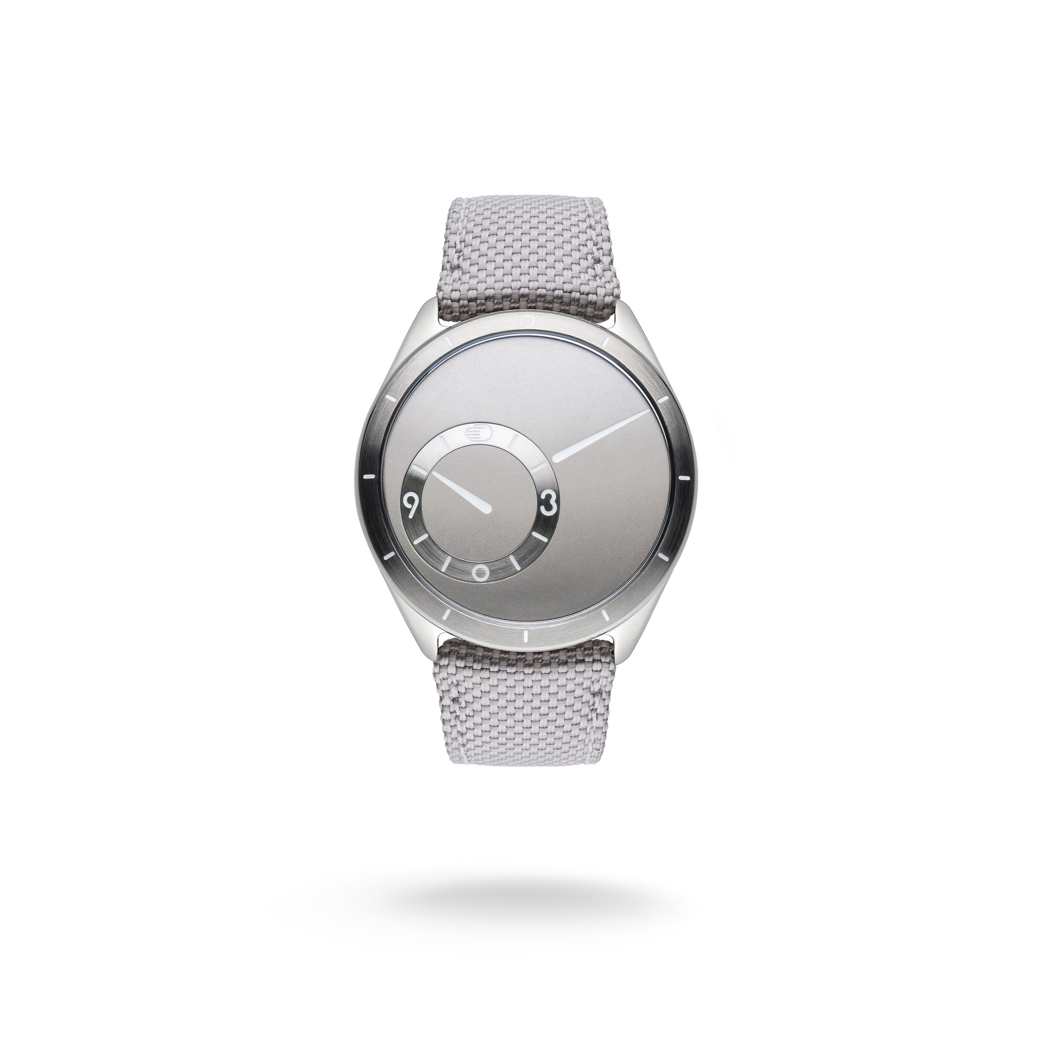 ryuzenです。 Ressence TYPE 9、モダンな39mm時計 – Ressence Watches