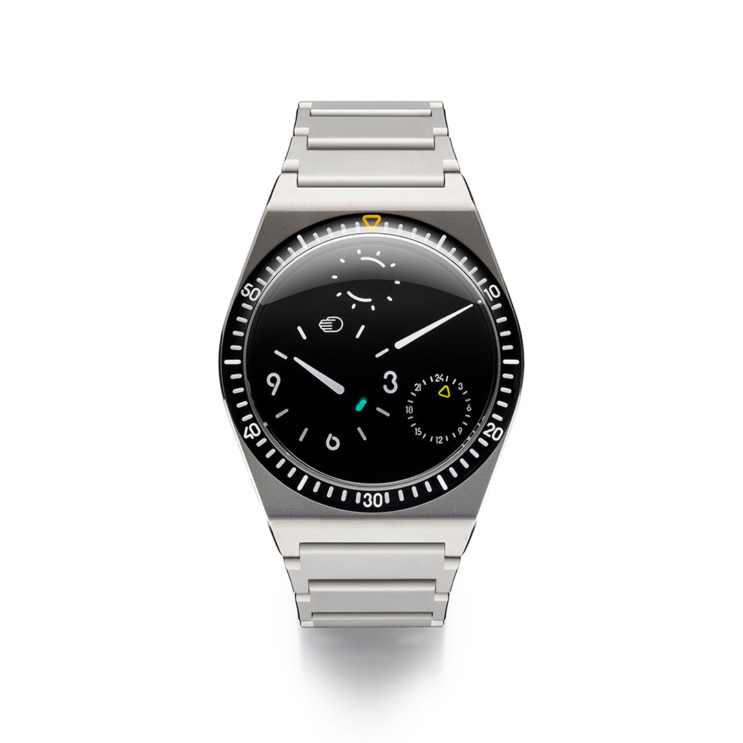 Ressence TYPE 7 | Sport-Chic GMT Watch