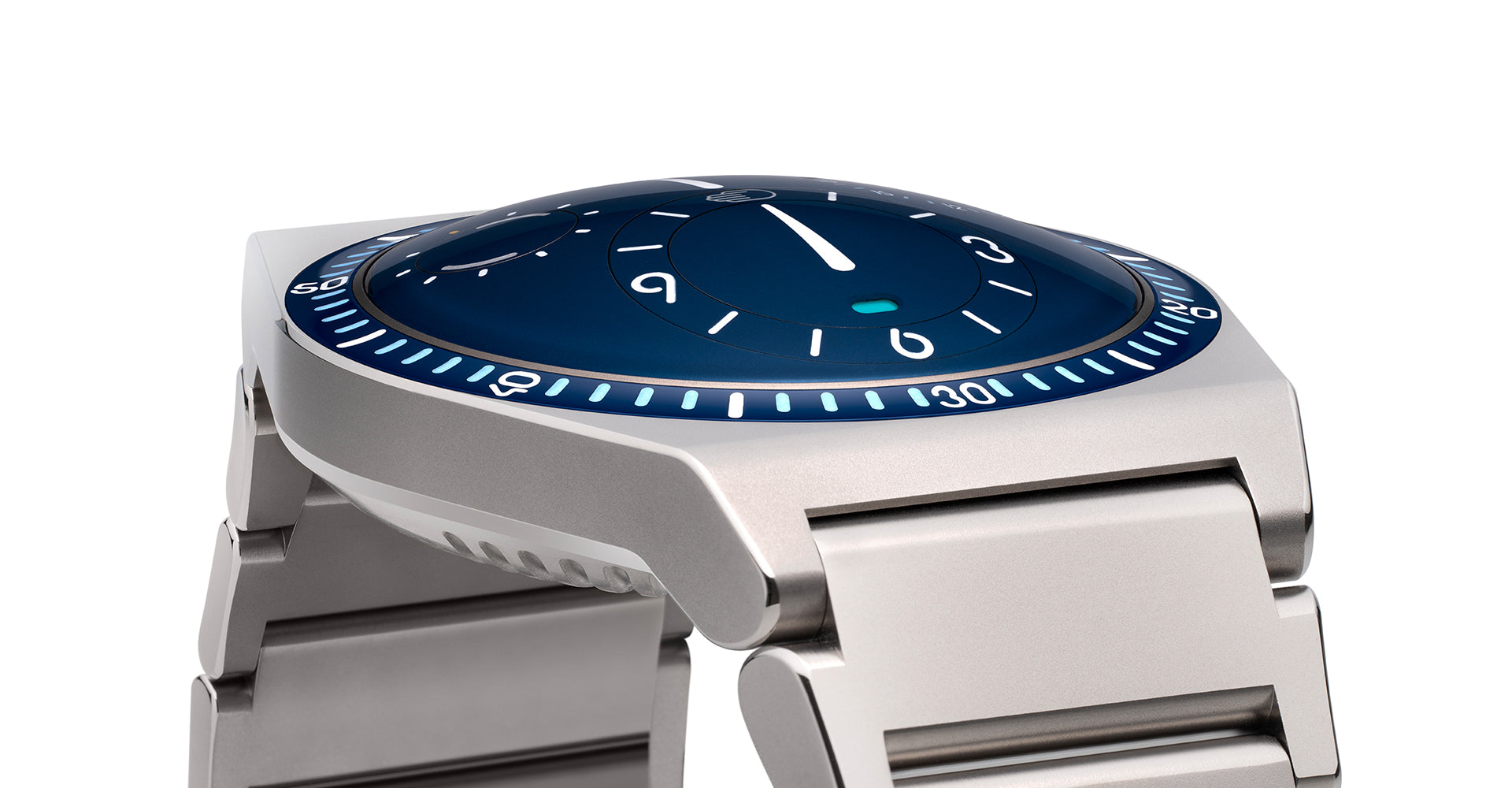 Ressence GMT スポーツシック時計：TYPE 7